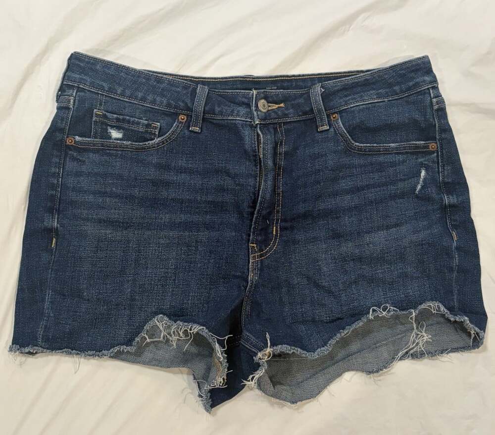 Old Navy Denim Shorts Women’s 14 Blue Dark Wash OG Straight High-Rise
